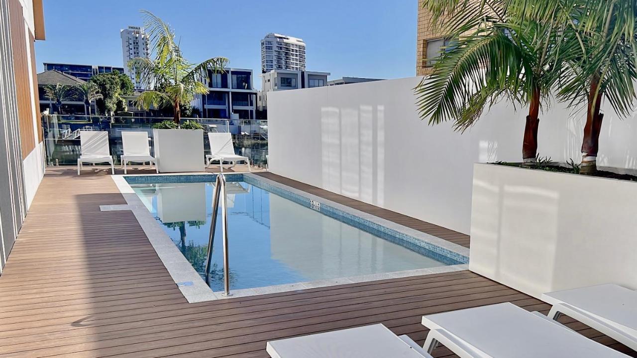Апартаменты E.S. Surfers Paradise Голд-Кост Экстерьер фото